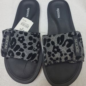 Rockin Velcro Slides